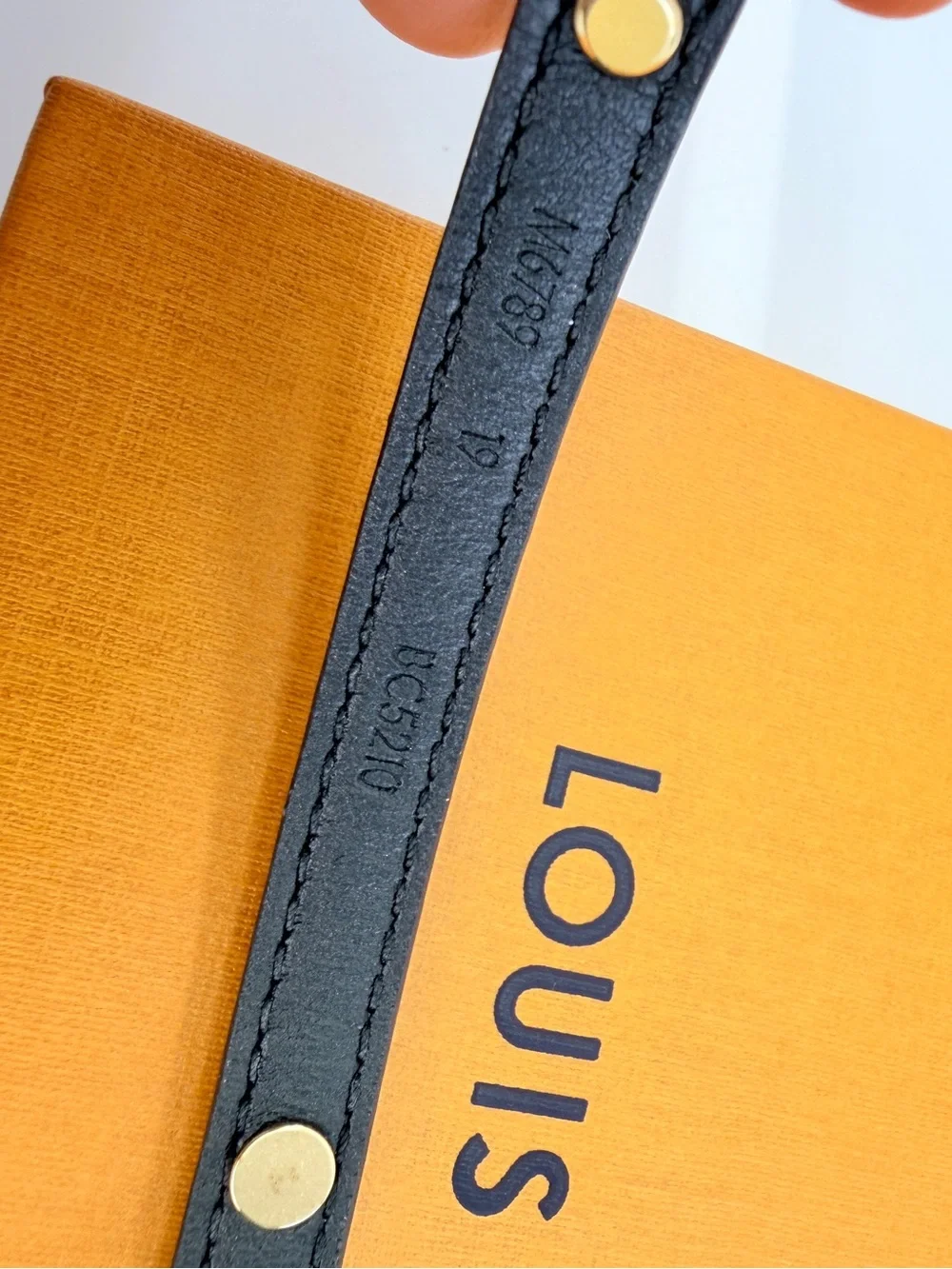 Louis Vuitton Monogram LV Circle Reversible Bracelet 19 Black